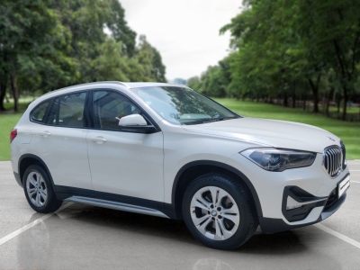 BMW X1  (2021)