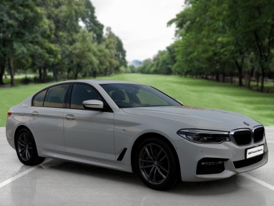 BMW 5 Series  (2018)