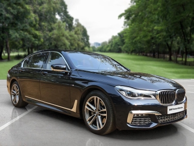 BMW 7 Series  (2018)