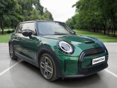 MINI Cooper  (2023)