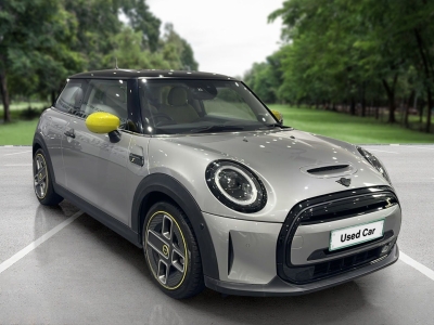 MINI Cooper  (2023)