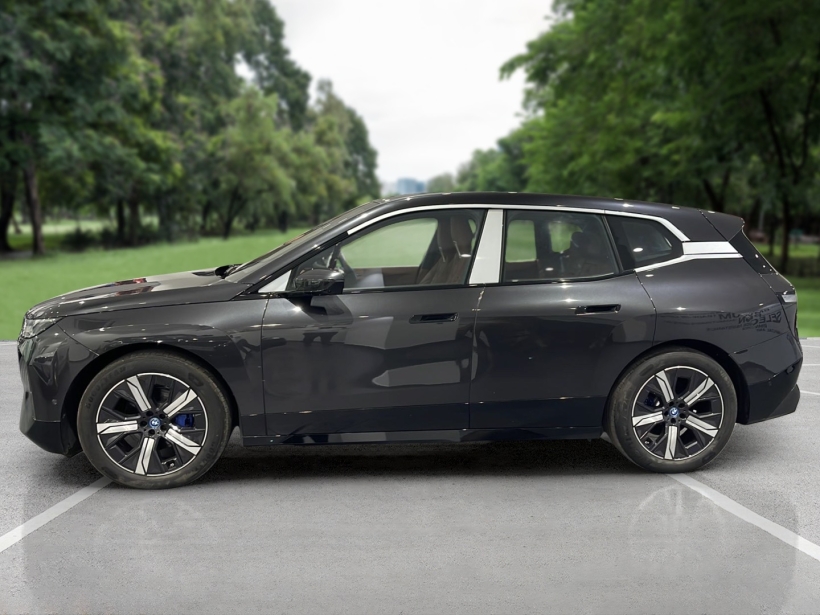 BMW iX xDrive40