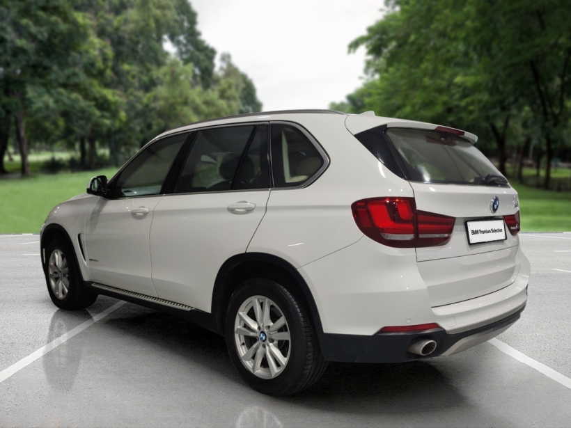 BMW X5 xDrive 30d Design Pure Experience 5 Seater