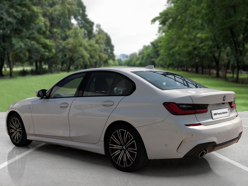 BMW 3 Series 330i M Sport