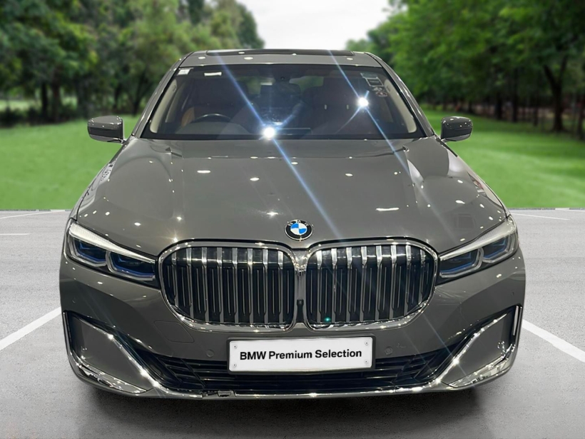 BMW 7 Series 740Li DPE Signature