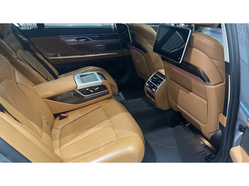 BMW 7 Series 740Li DPE Signature