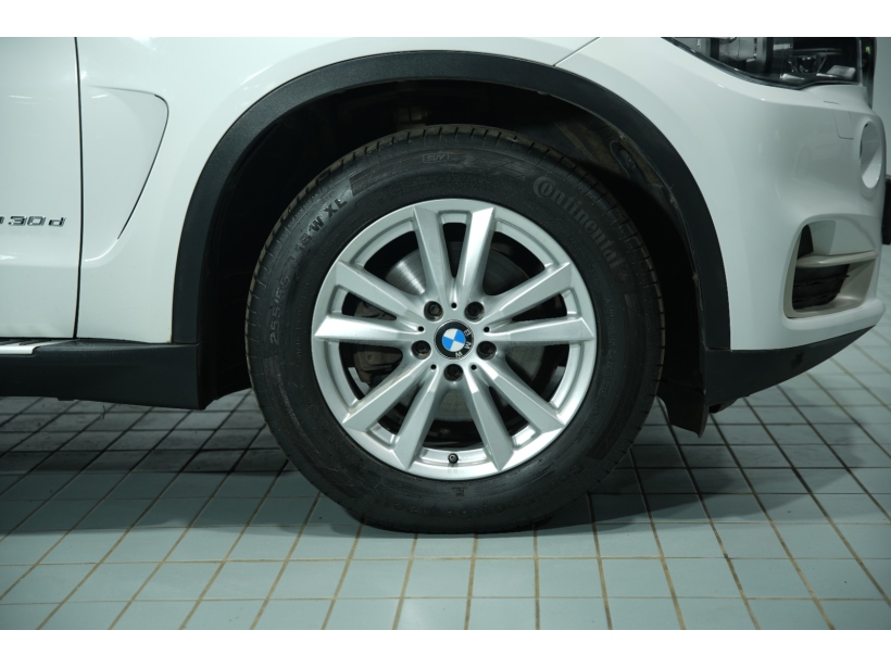 BMW X5 xDrive 30d Design Pure Experience 5 Seater