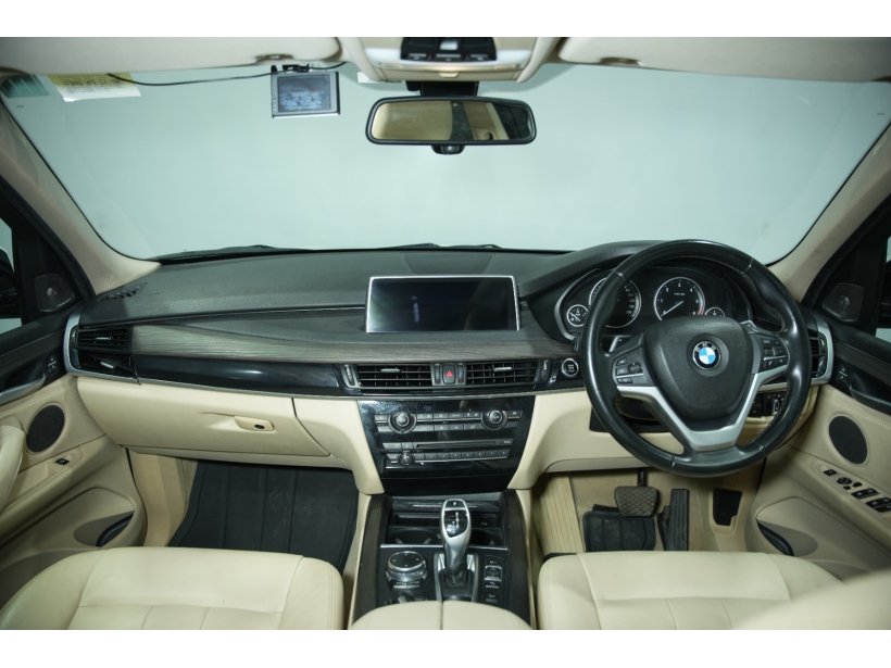 BMW X5 xDrive 30d Design Pure Experience 5 Seater