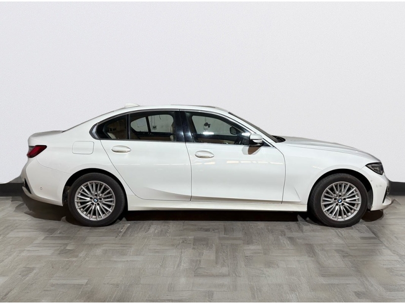 BMW 3 Series 320d Luxury Line